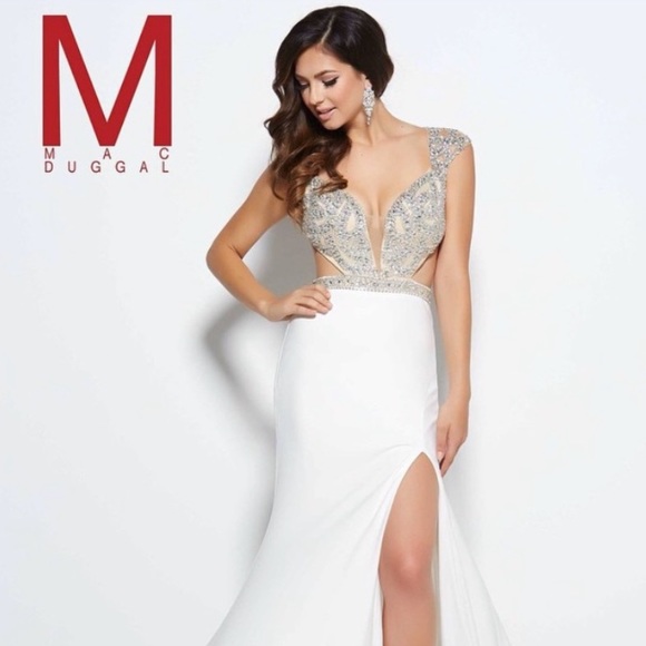 ✨NEW✨ Mac Duggal White and Nude Beaded Dress, S - Picture 1 of 2